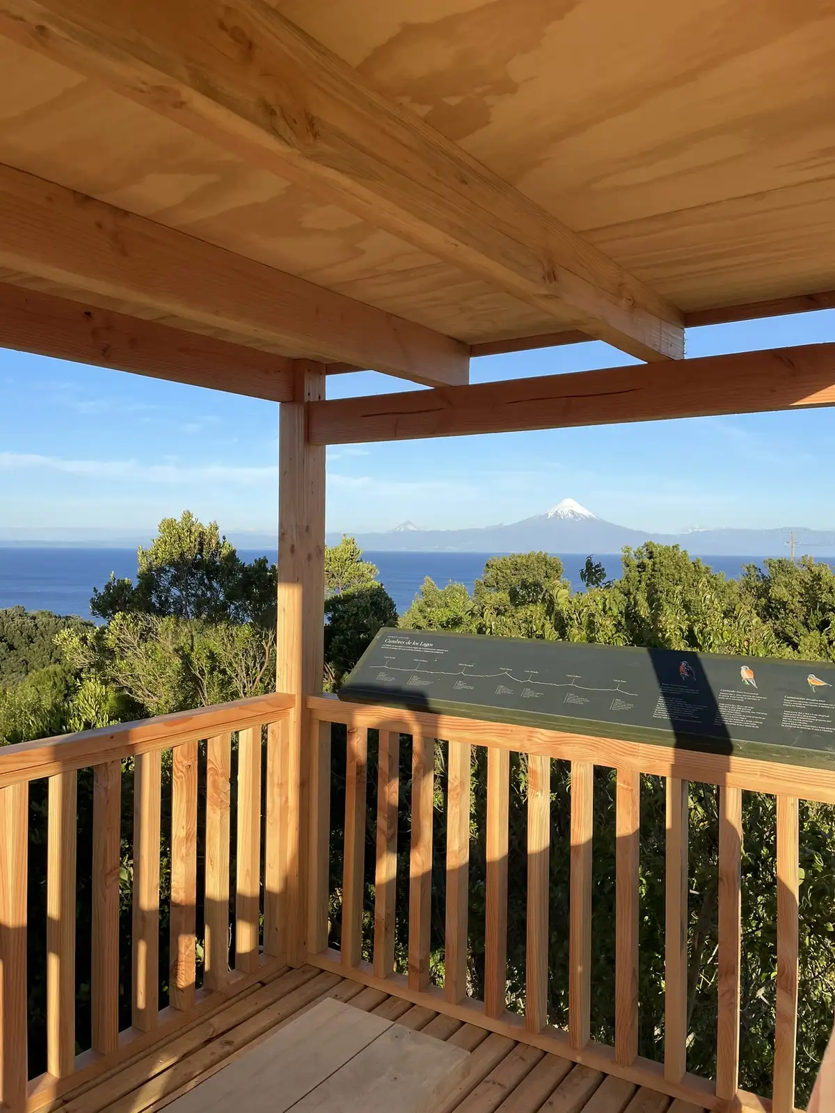 Blick vom Aussichtspunkt von Ave Lodge, Frutillar